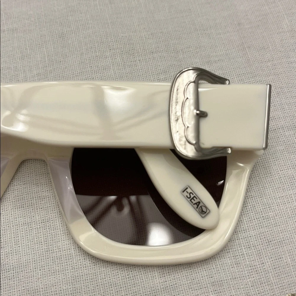 Anthropologie X ISEA Jolene Western Buckle Chic White Sunglasses New